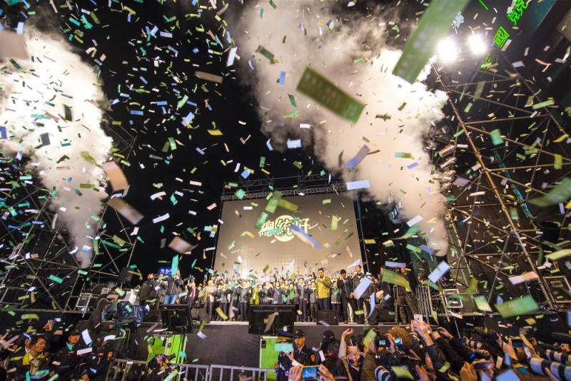 台灣的選舉像場民主嘉年華，值得國內外友人前來體驗。Elections in Taiwan are like carnivals of democracy—an eye-opening experience both for locals and for visitors from overseas.