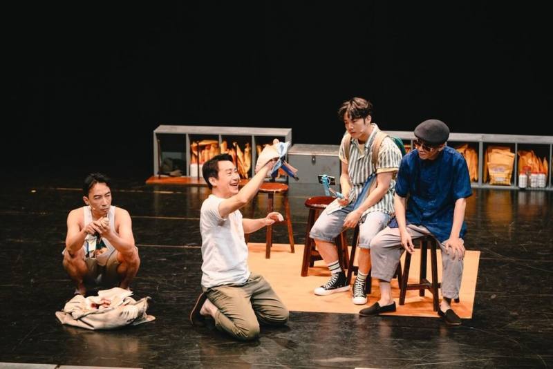 首屆台北戲劇獎最佳戲劇、同黨劇團經典作品「父親母親」，將於10月24、25日登上衛武營戲劇院。（衛武營提供）