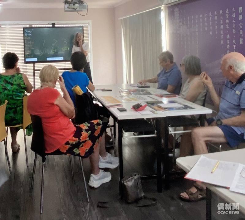 Making the most of every learning opportunity in class (Rachel: wearing dark blue)