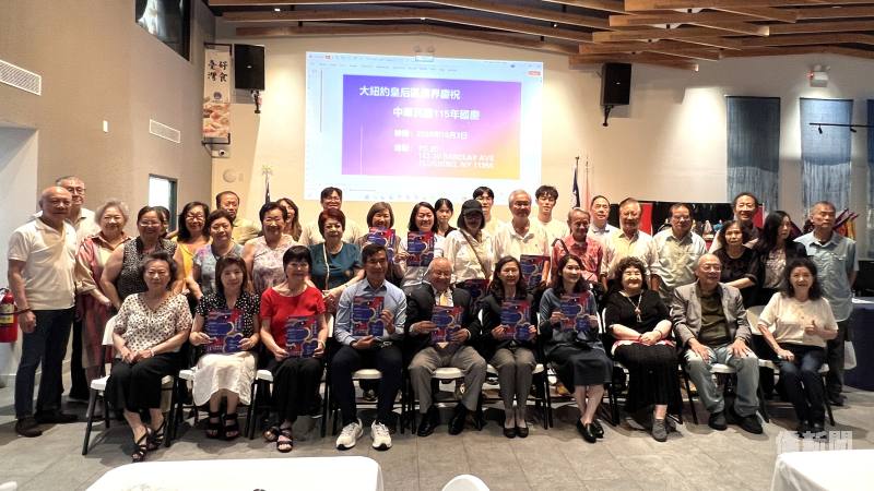 大紐約皇后區僑界代表踴躍出席慶祝中華民國115年雙十國慶籌備委員會第二次籌備會議，展現大紐約地區的高度重視與團結。