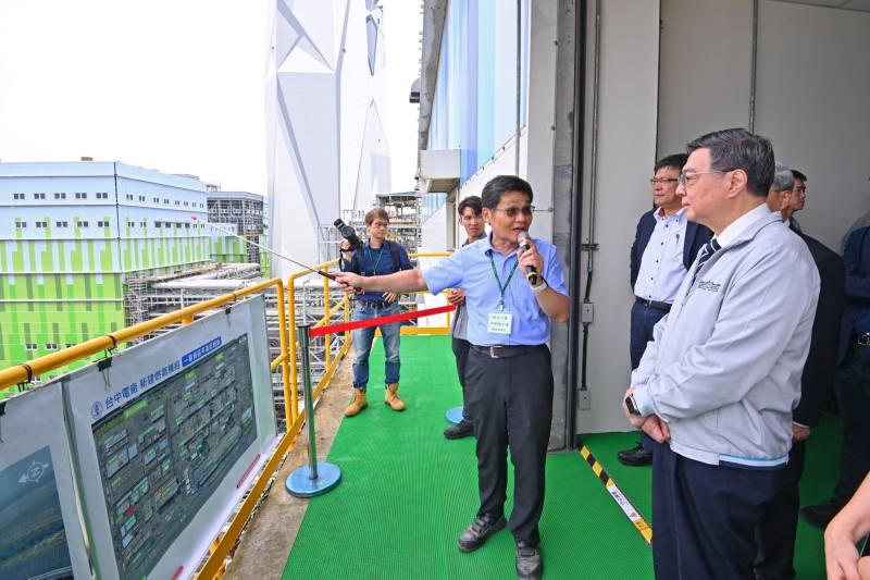 2026年9月4日行政院長卓榮泰視察台中火力發電廠