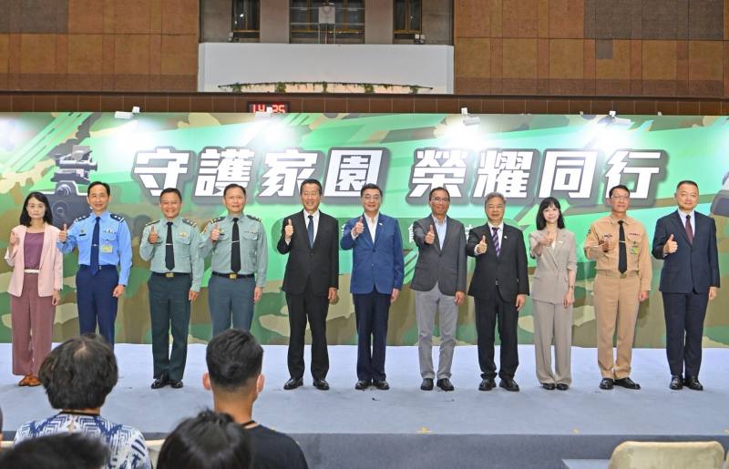 2026年9月5日行政院長卓榮泰出席「115年度九三敬軍優惠系列活動-英雄饗宴 飽家味國」展售會