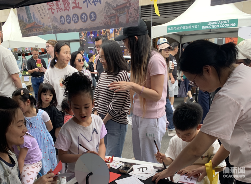 活動現場社區民眾踴躍參與
