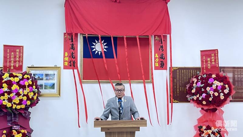 平陽臺灣商會會長陳英明致詞。