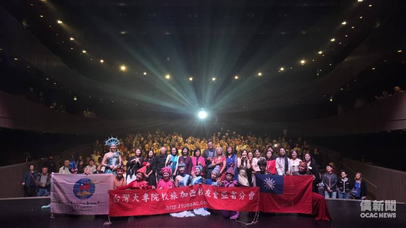 現場約400位來賓蒞臨，現場反應熱烈，掌聲持續不斷。