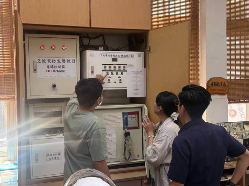 台東縣警察局配合「115年國家防災日活動」，21日上午9時30分至10時，將運用防空警報系統辦理海嘯警報試放演練。演練期間，各機關、學校、部隊及民眾均維持正常作息，不實施人車管制及疏散避難，民眾聽聞警報時不必驚慌。（台東縣警察局提供）