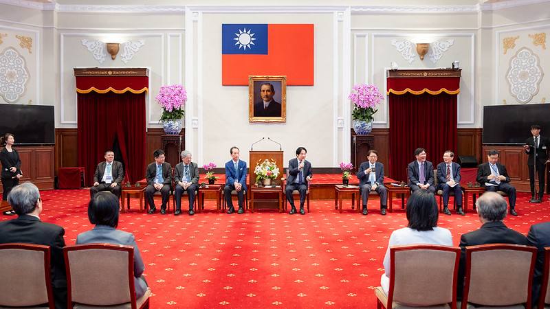 賴清德總統15日上午接見「全球中醫藥醫學會聯合會」