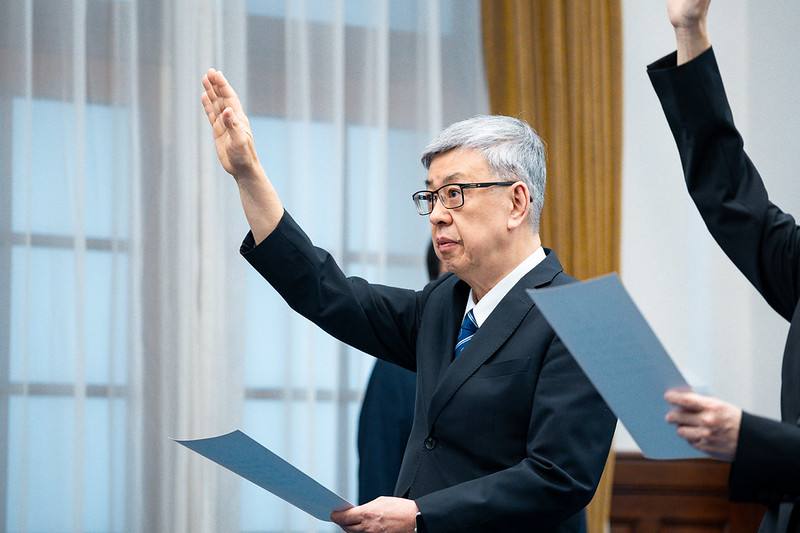 中央研究院院長陳建仁帶領宣讀誓詞