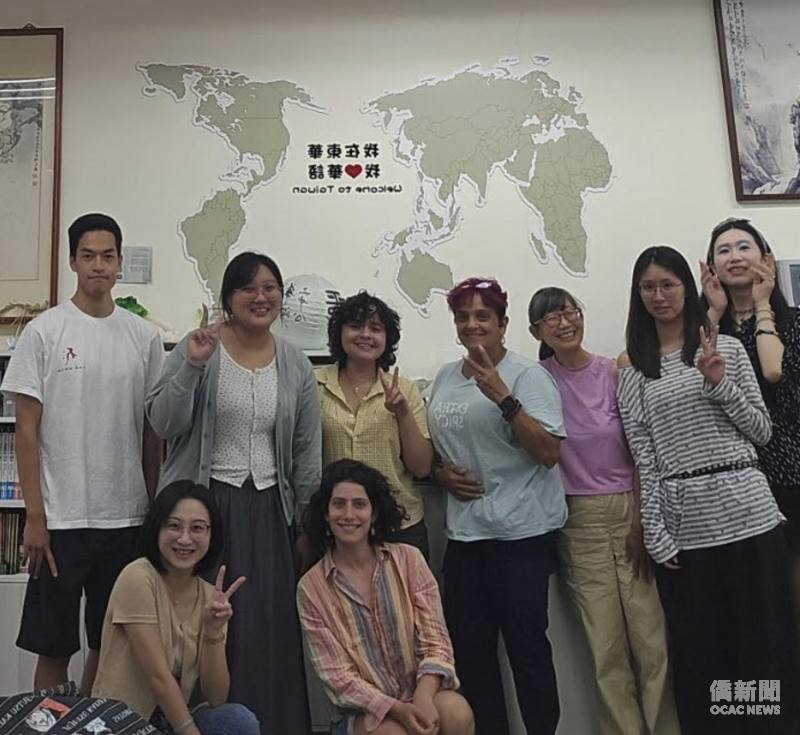 Perez-Goodrum (fourth from the right in the back row) with fellow visiting scholars and staff members at the Chinese Language Center, National Dong Hwa University in Taiwan  (Courtesy of Brenda Perez-Goodrum)