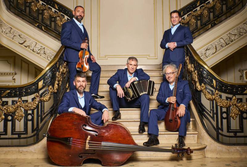 皮亞佐拉五重奏（Quinteto Astor Piazzolla）以最新專輯「華麗的探戈」獲第27屆拉丁葛萊美獎提名「最佳探戈專輯」，10月將首度訪台演出。（新象藝術提供）