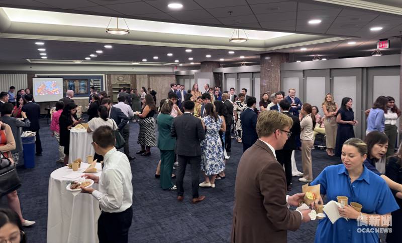 The 2026 "Taiwan Eats × Mandarin Learning" event drew more than 400 congressional staffers to a tasting inside the Dirksen Senate Office Building