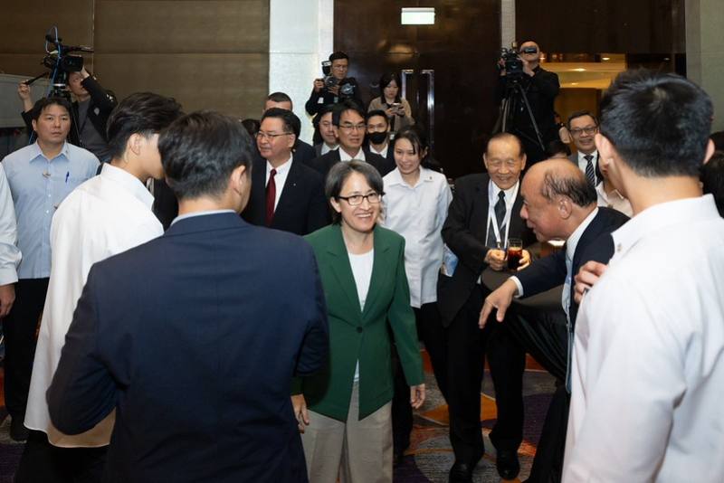 出席全社會防衛韌性國際論壇晚宴　副總統：持續與國際夥伴分享經驗　強化自身應對能力