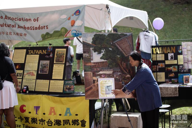 夏樂台灣同鄉會展出陳澄波畫作與背景介紹