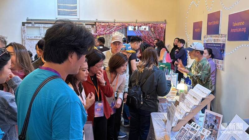 Vendor booths (Picture by YUFENG Wang)