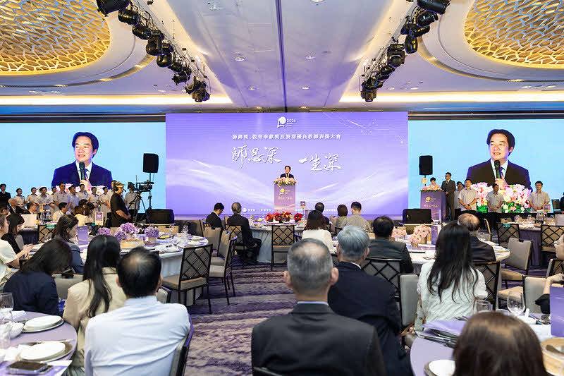 總統出席「115年師鐸獎、教育奉獻獎及資深優良教師表揚大會」