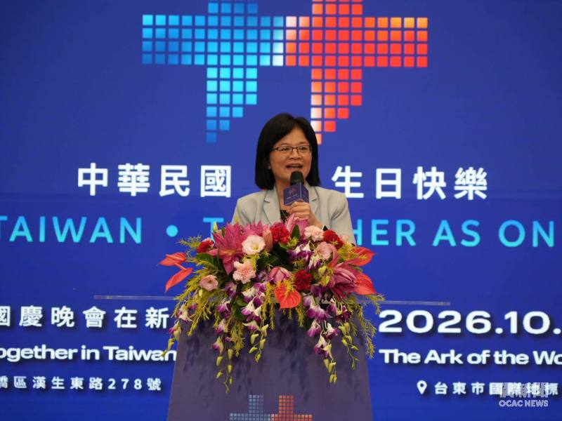 僑務委員會副委員長賴麗瑩出席「115年國慶晚會及國慶焰火聯合記者會」，分享將有數千名海外僑胞返臺共慶雙十。
