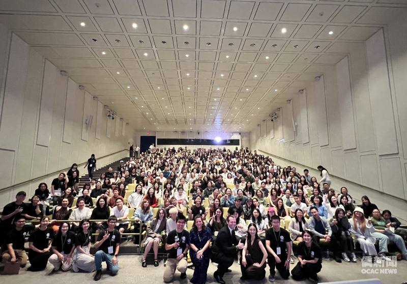 波士頓臺灣影展於波士頓美術館戲院廳放映《深度安靜》。