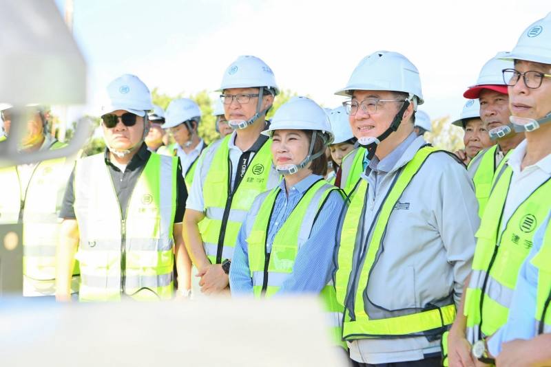 行政院長卓榮泰視察「屏東三區海水供水系統建設」工程進度