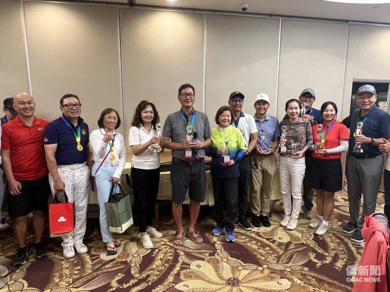 優勝選手合影。