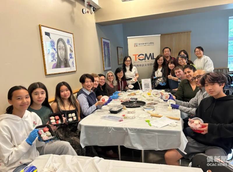 普林斯頓中文學校TCML師生透過華語學習與月餅手作，親身體驗臺灣中秋節慶文化，在歡樂互動中共度溫馨時光，為中秋文化體驗活動畫下圓滿句點。
