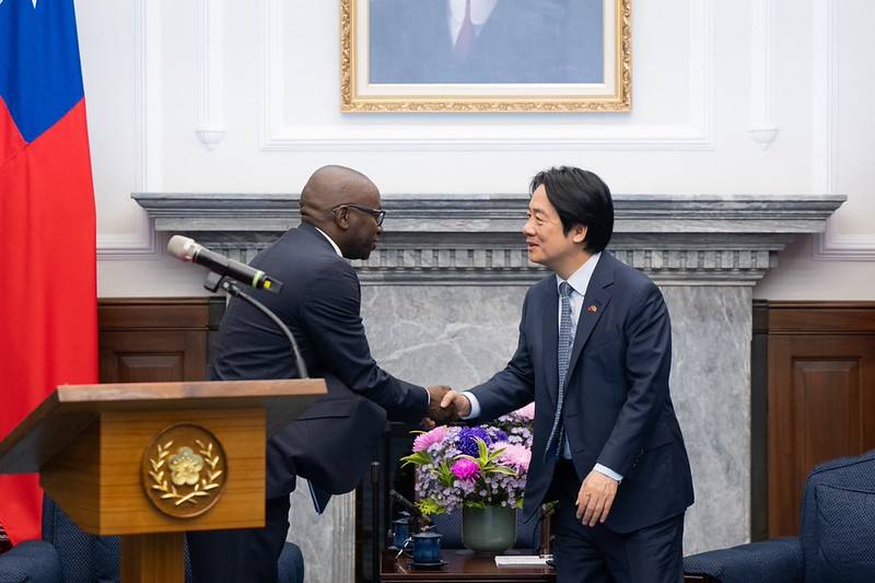 總統接受「史瓦帝尼王國新任駐臺特命全權大使庫涅內呈遞到任國書」