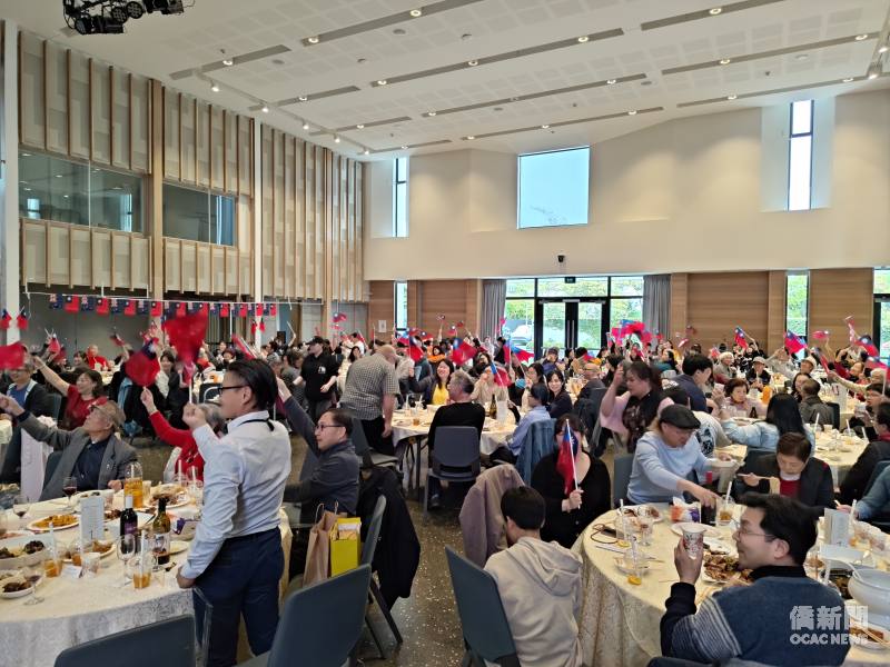 近200位僑胞齊聚一堂慶祝中華民國115年雙十國慶。