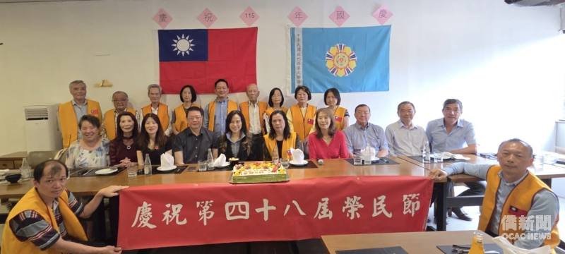 與會貴賓和榮光會理監事們合照。