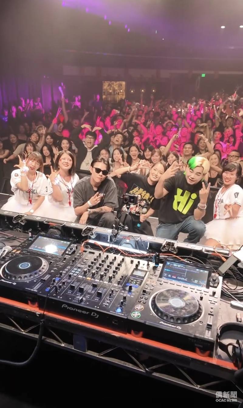 「臺灣金曲之夜」於10月9日盛大登場，全場大合影。