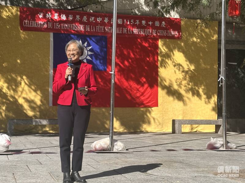 駐蒙特婁辦事處處長陳淑容致詞。