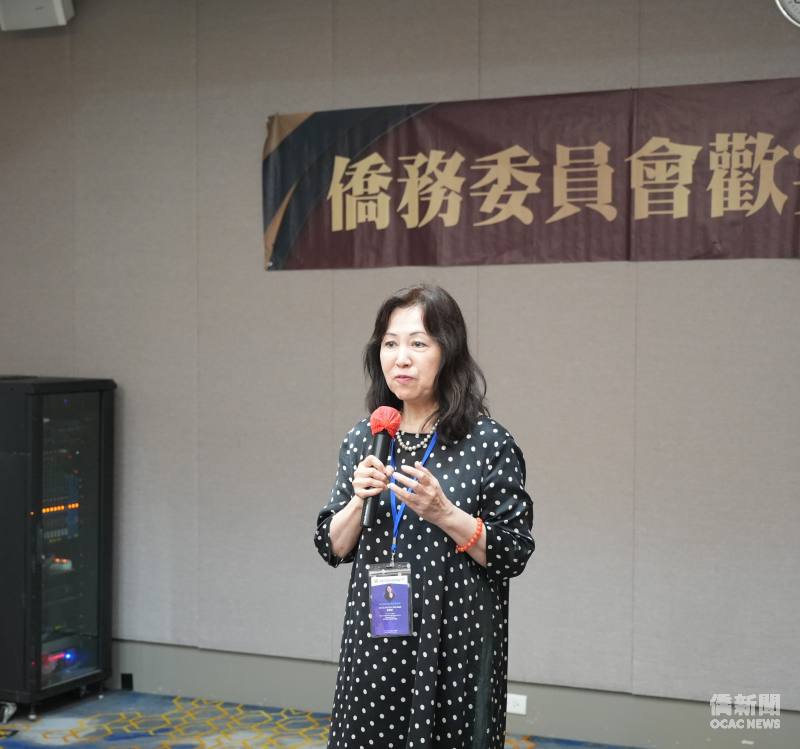 加拿大台灣商會聯合總會會長高慧清致詞。