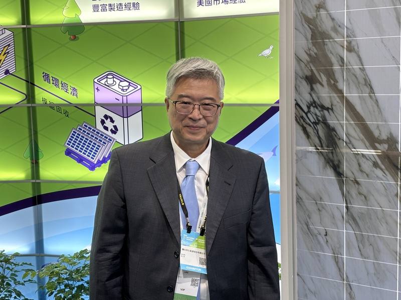 2026「台灣國際淨零永續展」與「台灣國際智慧能源週」14日登場。聯合再生能源執行長張為策受訪時表示，隨建築型及住宅光電政策進一步推動，台灣屋頂型太陽光電每年新增裝置量有機會上看1GW。