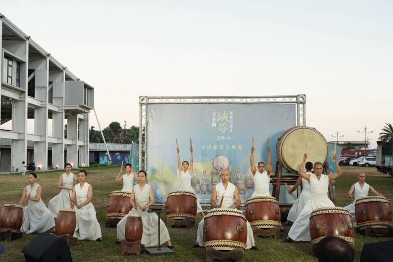 太管處成立40週年，太魯閣峽谷藝術音樂季以「迴聲40」為主題推出系列活動，首場「祈福感恩音樂會」18日在花蓮市汎札萊．原夢館舉行，邀來優人神鼓演出。（太魯閣國家公園管理處提供）