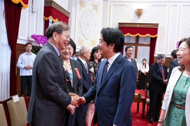 總統接見醫療奉獻獎得獎人　盼共同落實「健康台灣」願景
