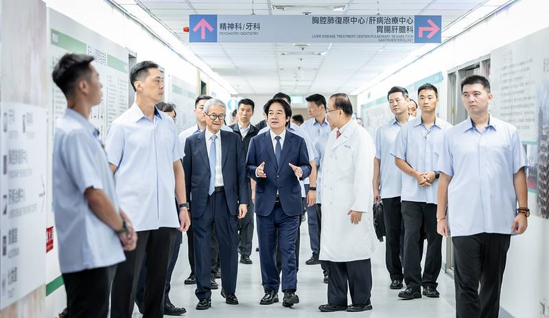 賴清德總統18日上午出席「新光40．桂蘭大樓落成典禮」