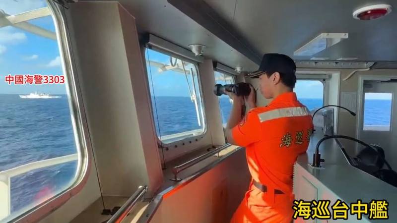 中國海警、科研船18日在台灣周邊海域進行騷擾，海洋委員會海巡署表示，除全程掌握海面動態，也即時調派海巡艦艇強勢監控與廣播驅離。（海巡署提供）