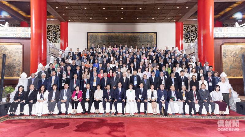 115年僑務委員會議開幕典禮合影