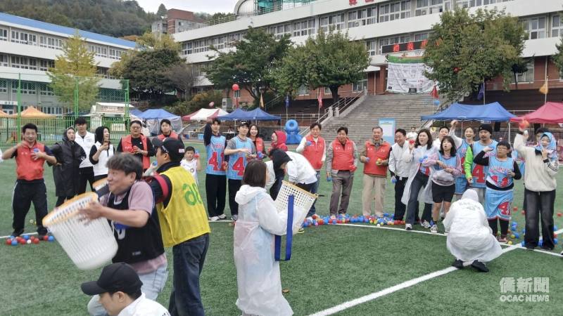 漢城華僑中學校友出席踴躍，活動圓滿成功