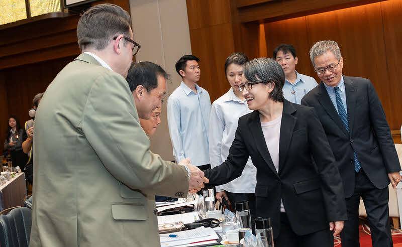 副總統出席「2026超高齡行動峰會-迎戰超高齡斷崖 五大關鍵倡議」