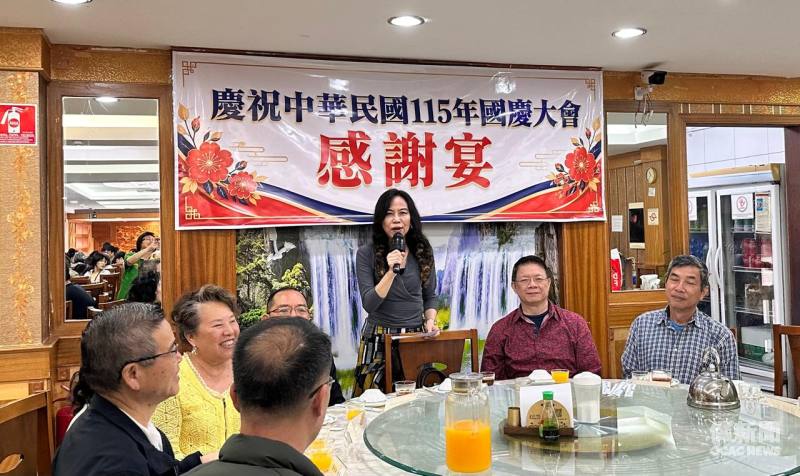 駐聖保羅辦事處處長朱怡靜致詞感謝團隊