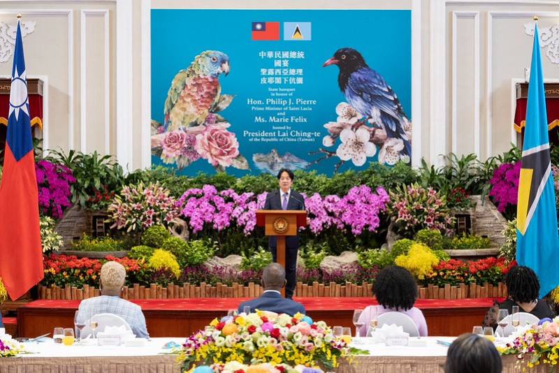 賴清德總統29日午間偕同蕭美琴副總統，在總統府以國宴宴請皮耶總理伉儷
