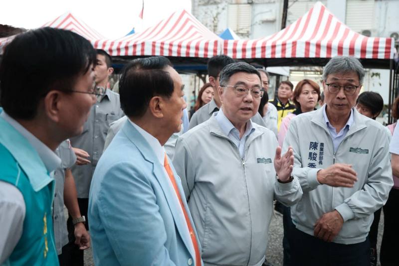 2026年10月29日行政院長卓榮泰視察花蓮漁港儲冰廠及冰凍庫新建工程規劃辦理情形